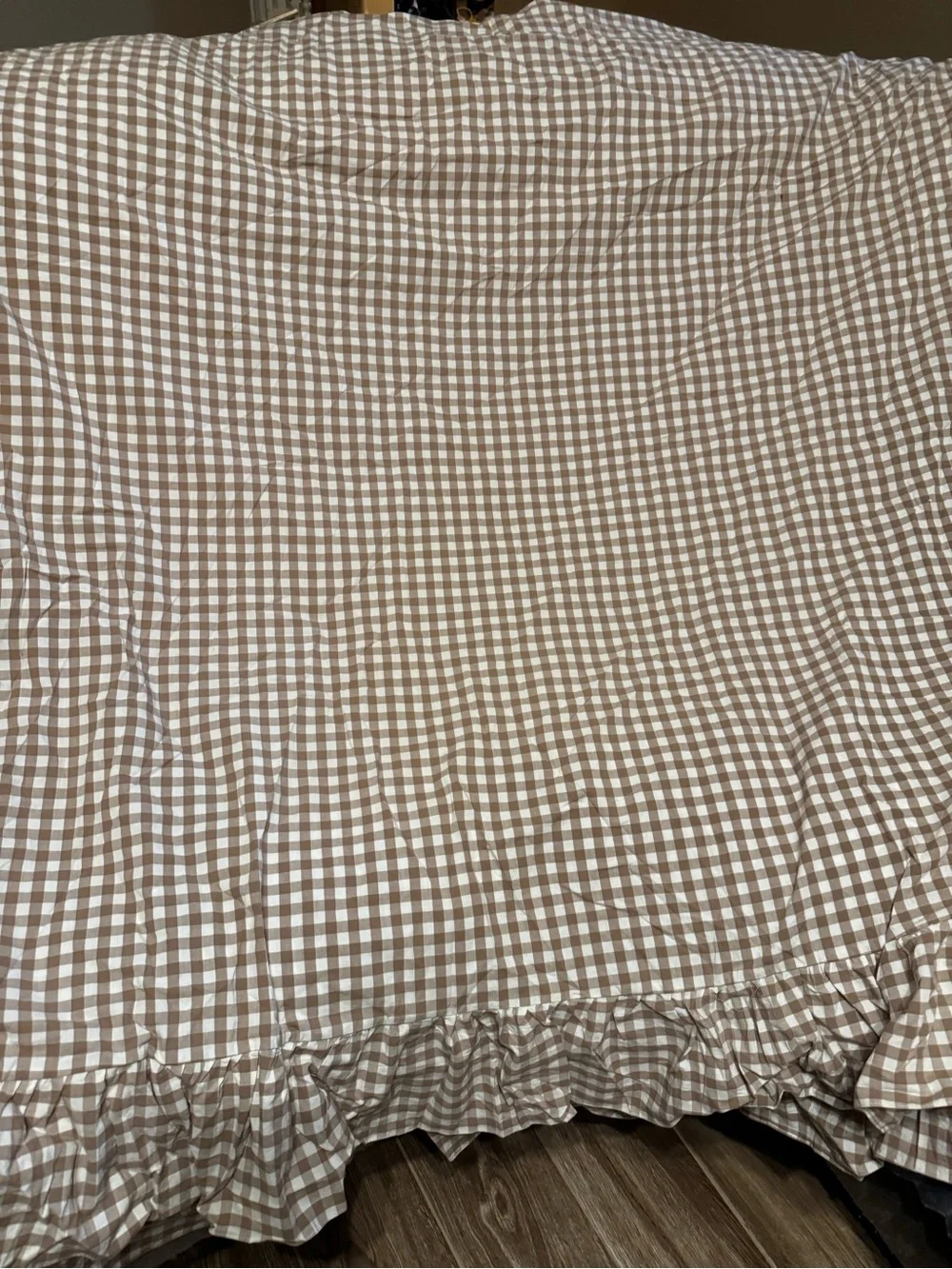 N/A gingham ruffled